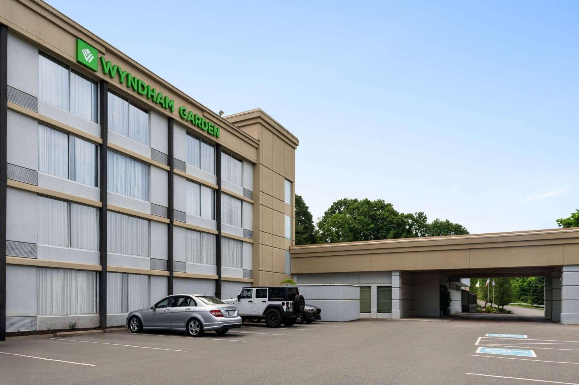 Wyndham Garden Inn Pittsburgh Airport Robinson Township Exterior foto