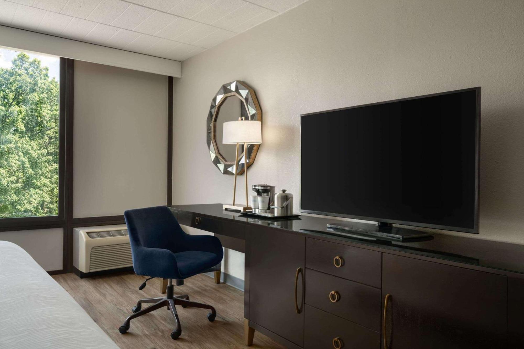 Wyndham Garden Inn Pittsburgh Airport Robinson Township Exterior foto