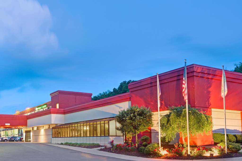 Wyndham Garden Inn Pittsburgh Airport Robinson Township Exterior foto